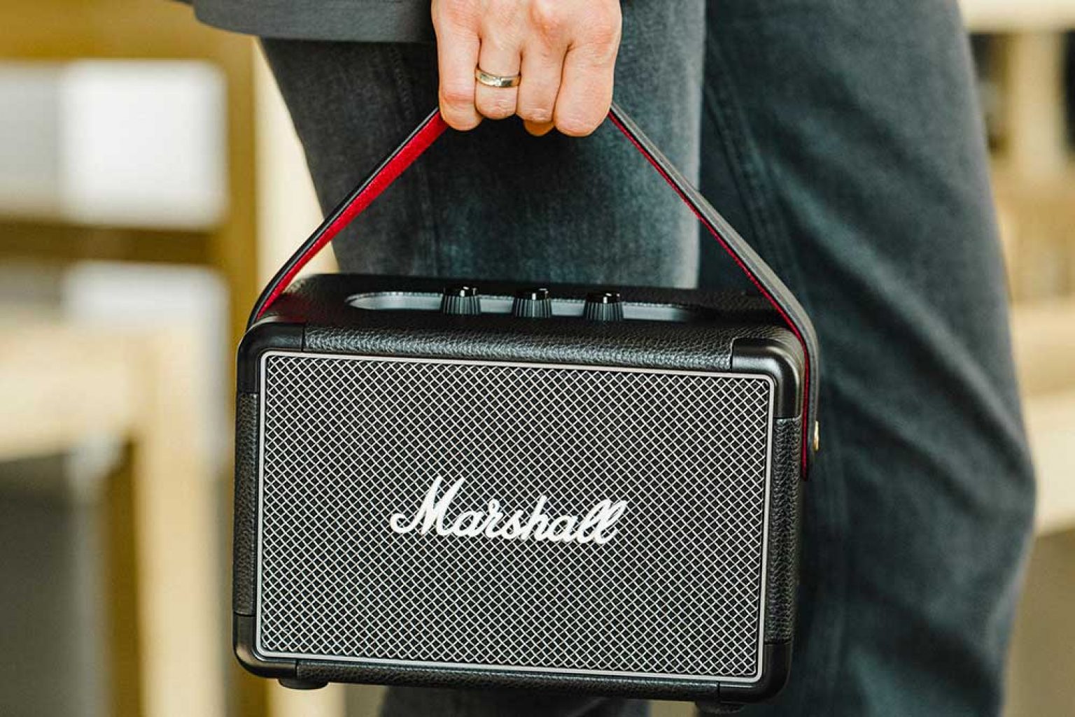 Enceinte Marshall Kilburn 2 Test Complet et Avis Platine Vinyle