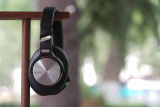 Les 7 Meilleurs Casques TV Sans Fil : caractéristiques et guide de sélection